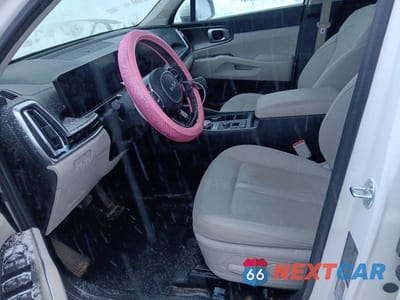 Zdjęcie 7 z 12 samochodu: 2025 KIA SORENTO EX VIN:KNDRJDJH8S5298982 - miniatura