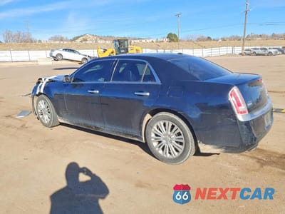 Drugie zdjęcie samochodu z przodu: 2013 CHRYSLER 300C VARVATOS VIN:2C3CCAJT6DH669303 - miniatura