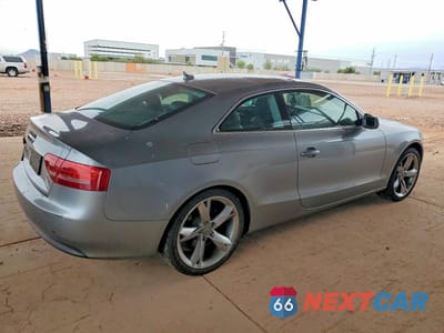 Trzecie zdjęcie samochodu z tyłu: 2011 AUDI A5 PREMIUM PLUS VIN:WAULFAFR2BA082511 - miniatura