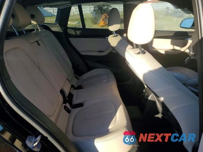 Zdjęcie 10 z 12 samochodu: 2021 BMW X1 XDRIVE28I VIN:WBXJG9C01M5T58347 - miniatura