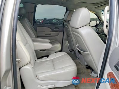 Zdjęcie 10 z 12 samochodu: 2007 CHEVROLET SUBURBAN C1500 VIN:1GNFC160X7J237654 - miniatura
