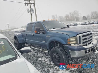 Czwarte zdjęcie samochodu z boku: 2007 FORD F350 SUPER DUTY VIN:1FTWW33P07EA20426 - miniatura