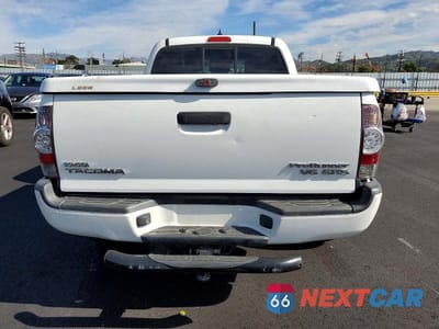 Zdjęcie 6 z 12 samochodu: 2014 TOYOTA TACOMA DOUBLE CAB PRERUNNER LONG BED VIN:3TMKU4HN2EM042338 - miniatura