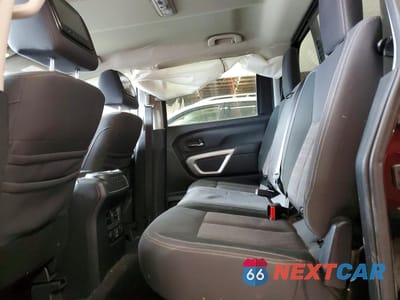 Zdjęcie 10 z 13 samochodu: 2021 NISSAN TITAN SV VIN:1N6AA1ED6MN506778 - miniatura