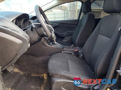 Zdjęcie 7 z 13 samochodu: 2018 FORD FOCUS S VIN:1FADP3E26JL202128 - miniatura