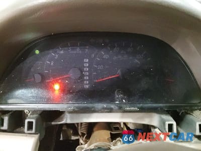 Zdjęcie 9 z 12 samochodu: 2005 TOYOTA CAMRY LE VIN:4T1BE32K55U047823 - miniatura