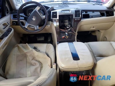 Zdjęcie 8 z 12 samochodu: 2007 CADILLAC ESCALADE ESV VIN:1GYFK66817R185146 - miniatura