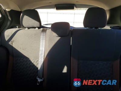 Zdjęcie 10 z 12 samochodu: 2021 NISSAN KICKS SR VIN:3N1CP5DV0ML510405 - miniatura