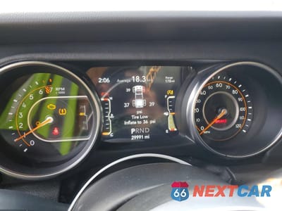 Zdjęcie 9 z 12 samochodu: 2023 JEEP GLADIATOR OVERLAND VIN:1C6HJTFG4PL591052 - miniatura