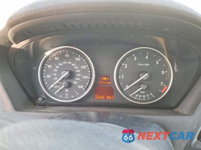 Zdjęcie 9 z 13 samochodu: 2013 BMW X5 XDRIVE35I VIN:5UXZV4C56D0E03723 - miniatura