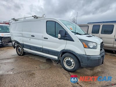 Czwarte zdjęcie samochodu z boku: 2019 FORD TRANSIT T-150 UTILITY / SERVICE VAN VIN:1FTYE1ZM6KKB88000 - miniatura