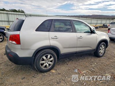 Trzecie zdjęcie samochodu z tyłu: 2013 KIA SORENTO LX VIN:5XYKT3A15DG358266 - miniatura