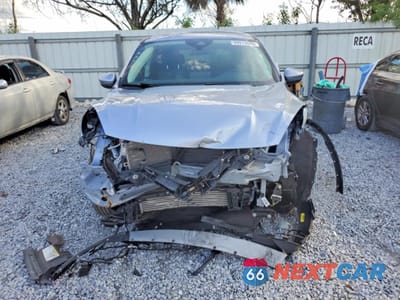 Piąte zdjęcie samochodu w środku: 2022 FORD ESCAPE SEL VIN:1FMCU0H67NUA81097 - miniatura