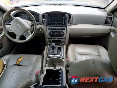 Zdjęcie 8 z 13 samochodu: 2006 JEEP GRAND CHEROKEE LAREDO VIN:1J8GR48K26C306697 - miniatura