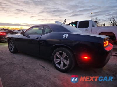Drugie zdjęcie samochodu z przodu: 2016 DODGE CHALLENGER SXT VIN:2C3CDZAG4GH337119 - miniatura