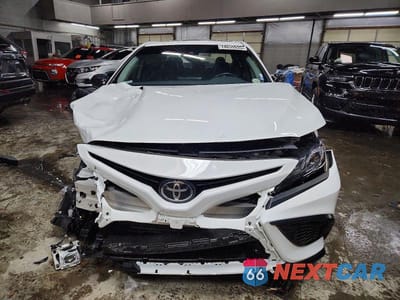 Piąte zdjęcie samochodu w środku: 2023 TOYOTA CAMRY SE VIN:4T1S11BK6PU080543 - miniatura