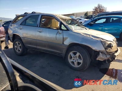 Czwarte zdjęcie samochodu z boku: 2000 LEXUS RX 300 VIN:JT6HF10U2Y0116331 - miniatura