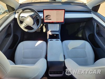Zdjęcie 8 z 13 samochodu: 2023 TESLA MODEL Y VIN:7SAYGDEE0PA100170 - miniatura