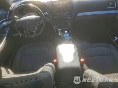 Zdjęcie 8 z 14 samochodu: 2017 FORD EXPLORER XLT VIN:1FM5K7D87HGD21573 - miniatura