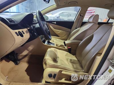 Zdjęcie 7 z 13 samochodu: 2007 VOLKSWAGEN PASSAT 2.0T VIN:WVWAK73C97P123634 - miniatura