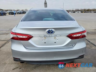 Zdjęcie 6 z 12 samochodu: 2018 TOYOTA CAMRY HYBRID XLE VIN:4T1B21HK0JU003839 - miniatura