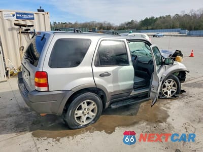 Trzecie zdjęcie samochodu z tyłu: 2004 FORD ESCAPE XLT VIN:1FMCU03144KA69656 - miniatura