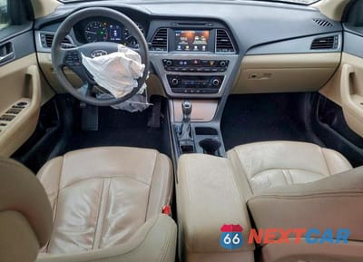 Zdjęcie 8 z 12 samochodu: 2017 HYUNDAI SONATA SE VIN:5NPE24AFXHH506380 - miniatura