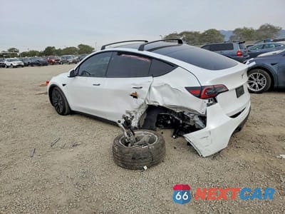 Drugie zdjęcie samochodu z przodu: 2023 TESLA MODEL Y VIN:7SAYGAEE1PF881184 - miniatura
