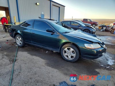 Czwarte zdjęcie samochodu z boku: 2000 HONDA ACCORD EX VIN:1HGCG2253YA013703 - miniatura