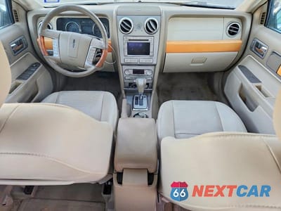 Zdjęcie 8 z 12 samochodu: 2009 LINCOLN MKZ VIN:3LNHM26T49R602672 - miniatura