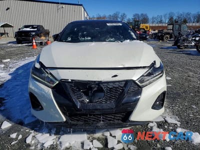Piąte zdjęcie samochodu w środku: 2023 NISSAN MAXIMA SR VIN:1N4AA6EV9PC507650 - miniatura