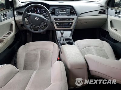 Zdjęcie 8 z 12 samochodu: 2017 HYUNDAI SONATA SE VIN:5NPE24AF3HH581650 - miniatura