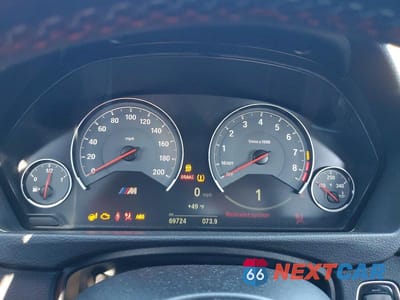 Zdjęcie 9 z 11 samochodu: 2016 BMW Motorrad M3 VIN:WBS8M9C55G5D31619 - miniatura