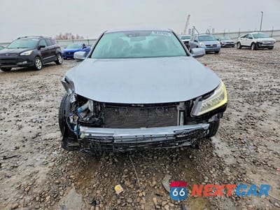 Piąte zdjęcie samochodu w środku: 2016 HONDA ACCORD TOURING VIN:1HGCR3F97GA021704 - miniatura