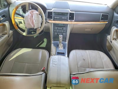 Zdjęcie 8 z 12 samochodu: 2012 LINCOLN MKZ VIN:3LNHL2GC9CR819191 - miniatura