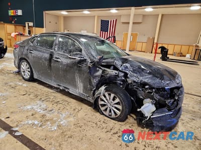 Czwarte zdjęcie samochodu z boku: 2018 KIA OPTIMA LX VIN:5XXGT4L36JG250894 - miniatura