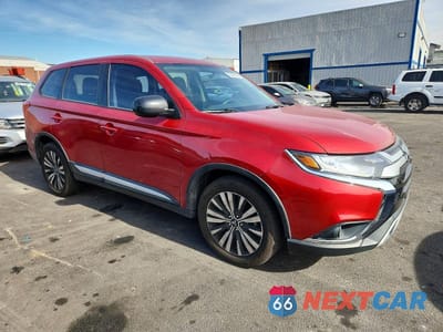 Czwarte zdjęcie samochodu z boku: 2019 MITSUBISHI OUTLANDER ES VIN:JA4AD2A35KZ009556 - miniatura