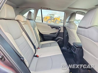 Zdjęcie 11 z 12 samochodu: 2021 TOYOTA RAV4 XLE PREMIUM VIN:2T3C1RFV5MC127427 - miniatura