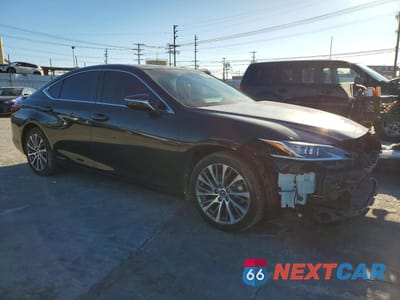 Czwarte zdjęcie samochodu z boku: 2020 LEXUS ES 300H VIN:58AD21B14LU012130 - miniatura
