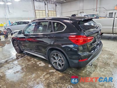 Drugie zdjęcie samochodu z przodu: 2018 BMW X1 XDRIVE28I VIN:WBXHT3C31J5F92200 - miniatura