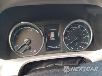 Zdjęcie 9 z 13 samochodu: 2016 TOYOTA RAV4 HV LIMITED VIN:JTMDJREV2GD035861 - miniatura
