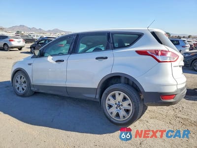 Drugie zdjęcie samochodu z przodu: 2016 FORD ESCAPE S VIN:1FMCU0F75GUB40520 - miniatura