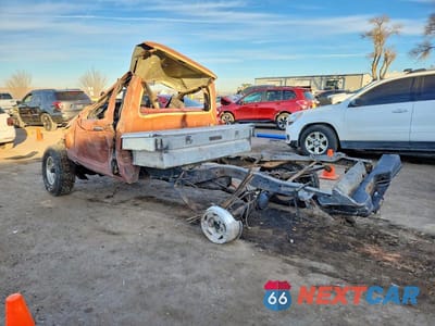 Drugie zdjęcie samochodu z przodu: 1984 FORD RANGER VIN:1FTCR11S7EUD80415 - miniatura