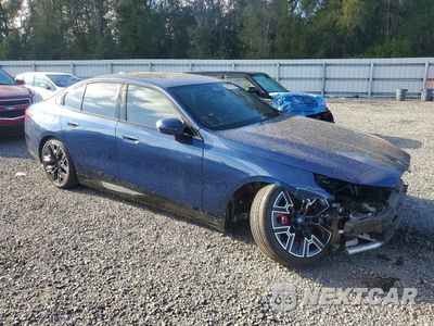 Czwarte zdjęcie samochodu z boku: 2024 BMW I5 EDRIVE 40 VIN:WBY33FK06RCR45193 - miniatura