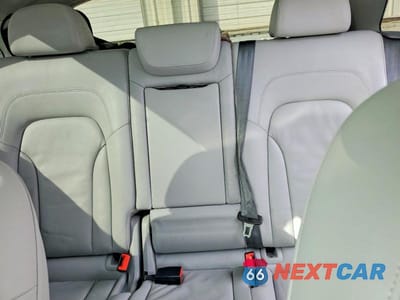 Zdjęcie 10 z 12 samochodu: 2017 AUDI Q5 PREMIUM VIN:WA1C2AFP5HA058073 - miniatura