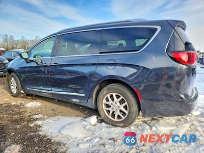 Drugie zdjęcie samochodu z przodu: 2020 CHRYSLER PACIFICA TOURING L VIN:2C4RC1BG5LR115735 - miniatura