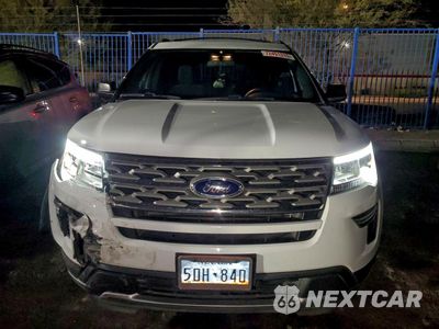 Piąte zdjęcie samochodu w środku: 2018 FORD EXPLORER XLT VIN:1FM5K7D86JGA36126 - miniatura