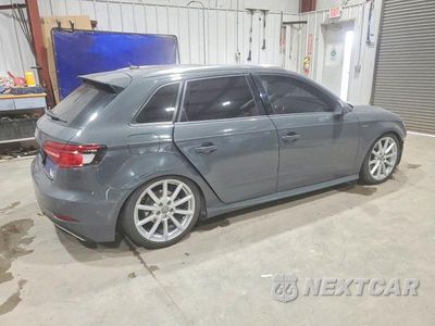 Trzecie zdjęcie samochodu z tyłu: 2017 AUDI A3 E-TRON PREMIUM VIN:WAUUPBFF5HA111599 - miniatura