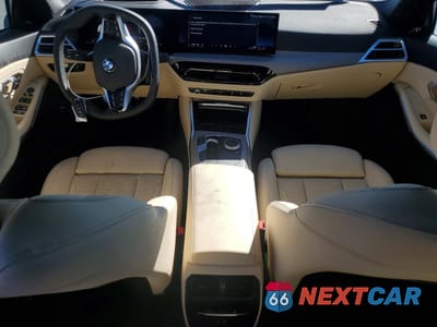 Zdjęcie 8 z 12 samochodu: 2025 BMW 330I VIN:3MW69CW05S8F70607 - miniatura