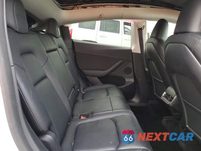 Zdjęcie 11 z 14 samochodu: 2023 TESLA MODEL Y VIN:7SAYGAEE1PF881184 - miniatura